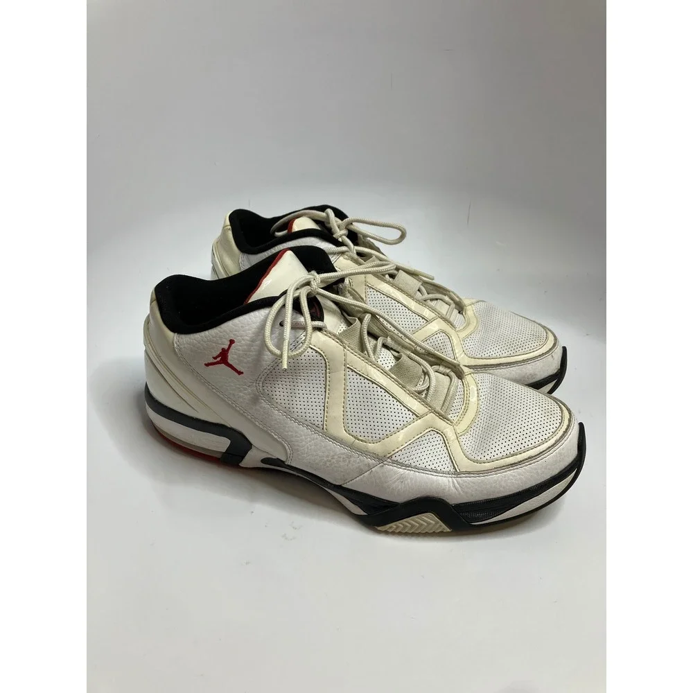 Jordan BCT Low Mens Size 12 White Black Red Good 428905-102 Sneakers activewear